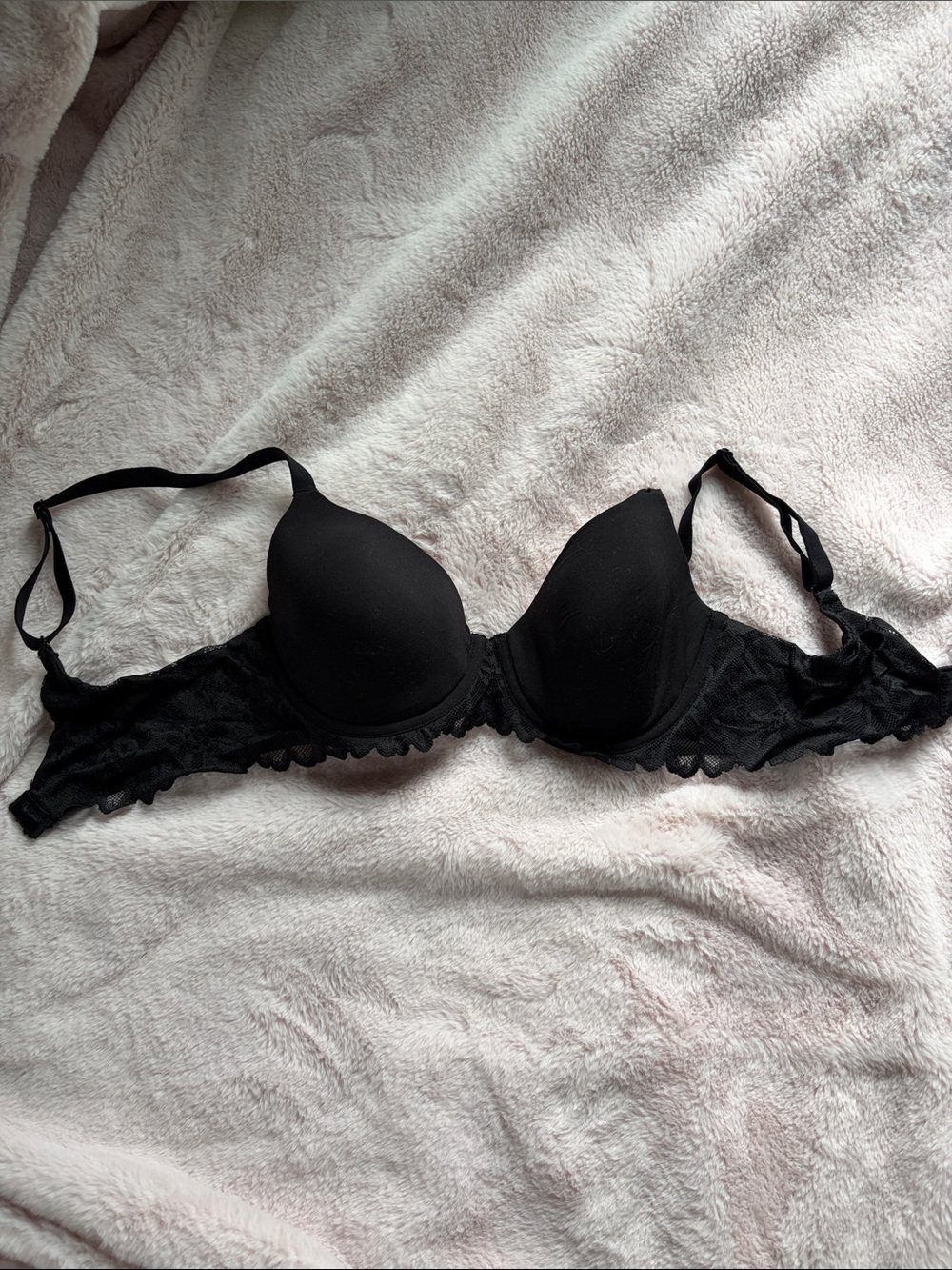 34C Black Lace T-Shirt Bra With Underwire